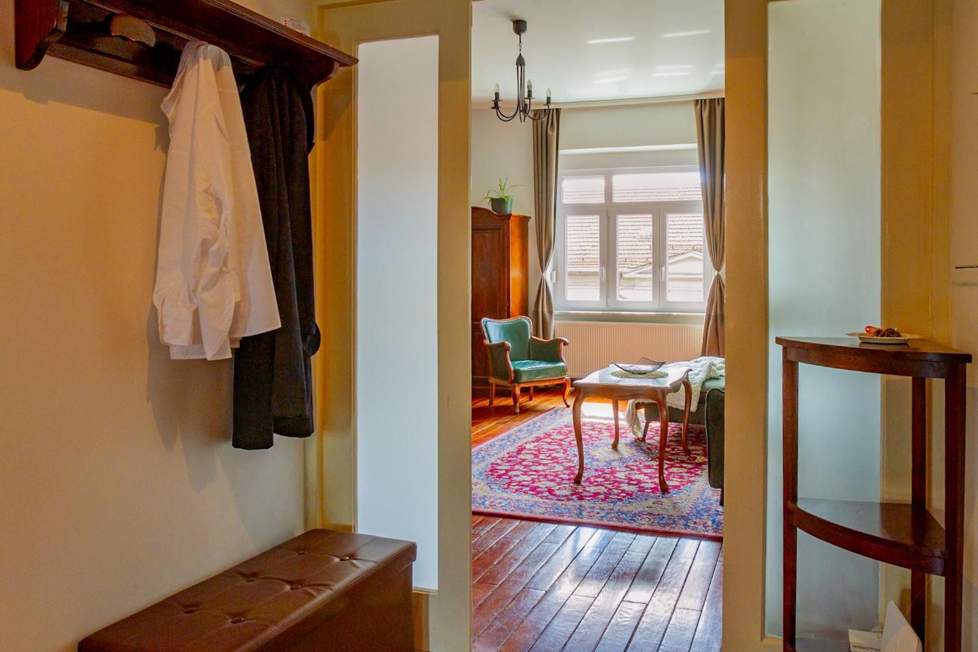 Chic Antique Dana - Zagreb Center-View Apartment Ngoại thất bức ảnh