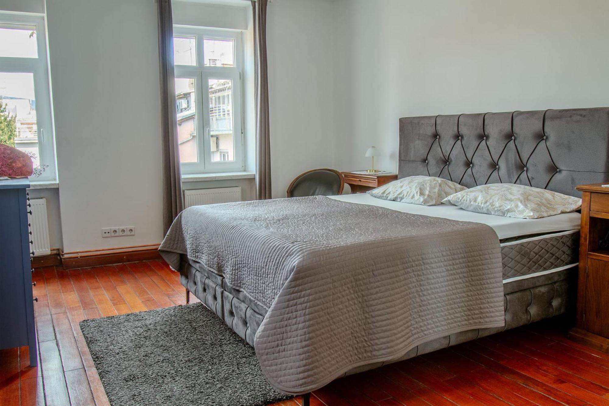 Chic Antique Dana - Zagreb Center-View Apartment Ngoại thất bức ảnh